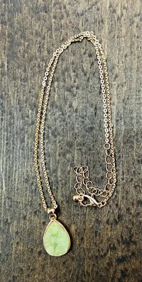10” Gold Druzy Pendant Necklace