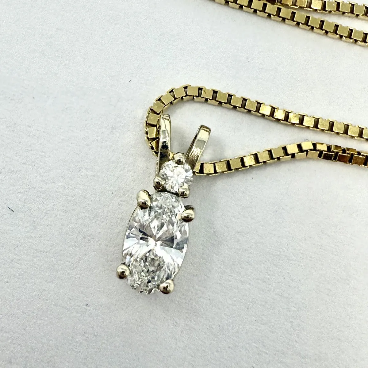14K Gold Necklace with Diamond Pendant