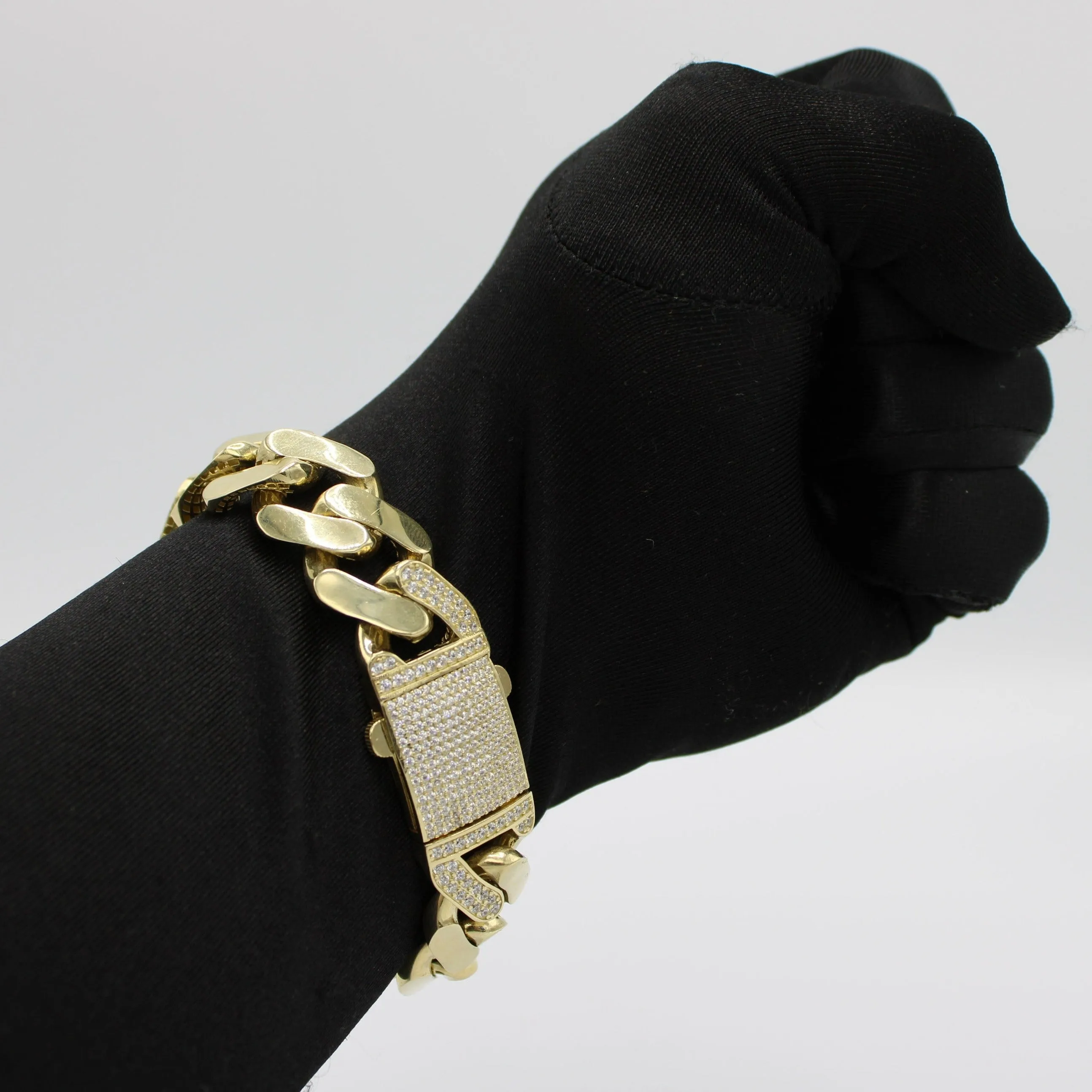 14K Hollow Ittallo Bracelet Cz Lock  \\ 19 mm \\