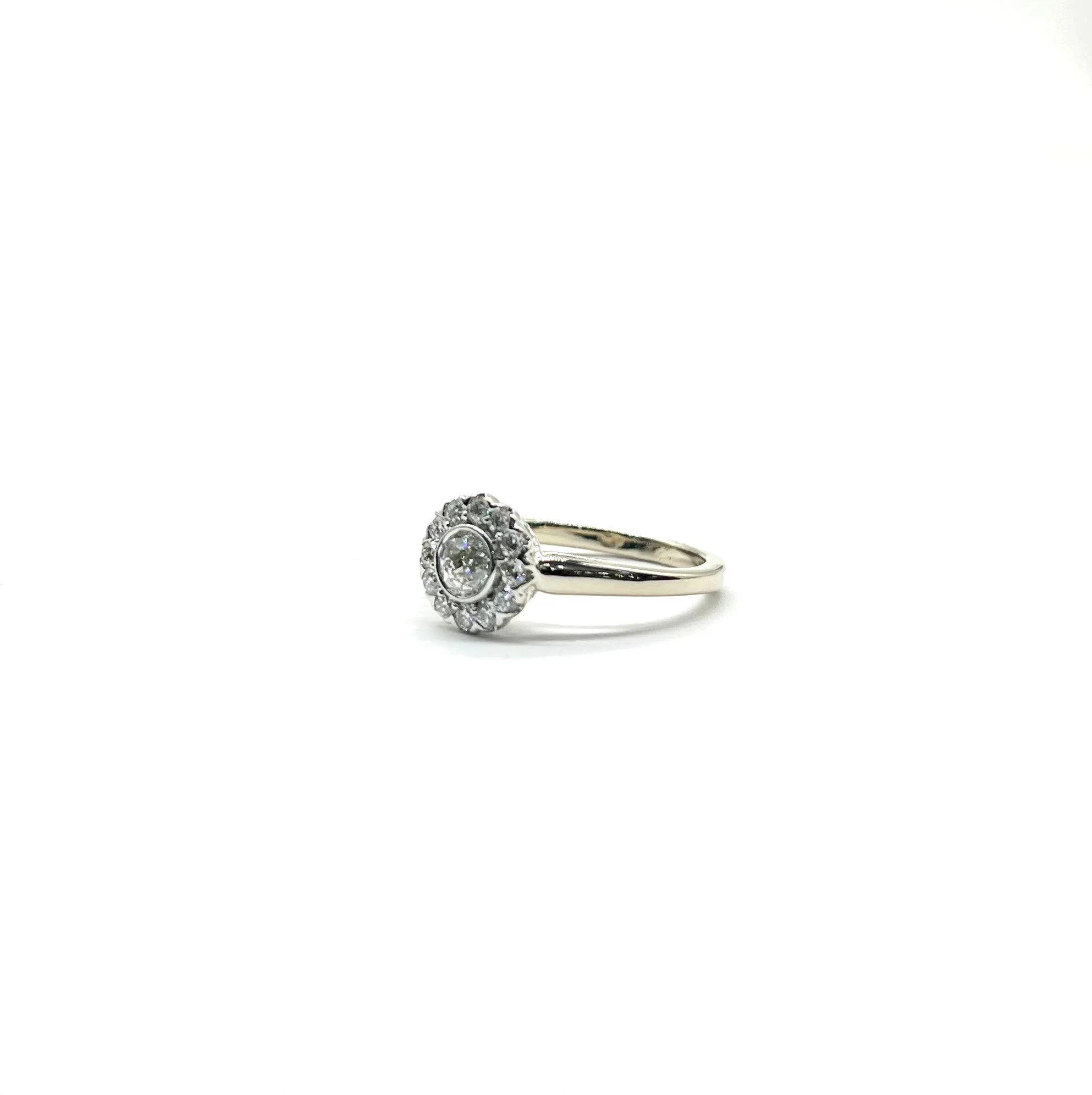 3/4ctw Diamond Bezel Basket Halo Ring
