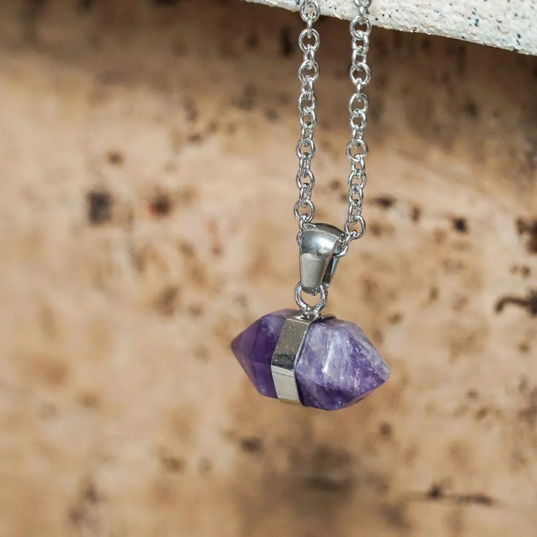 Amethyst pendant necklace