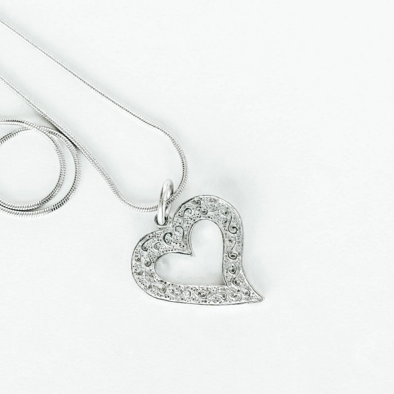 Asymmetric Heart Pendant Necklace - Love Jewelry