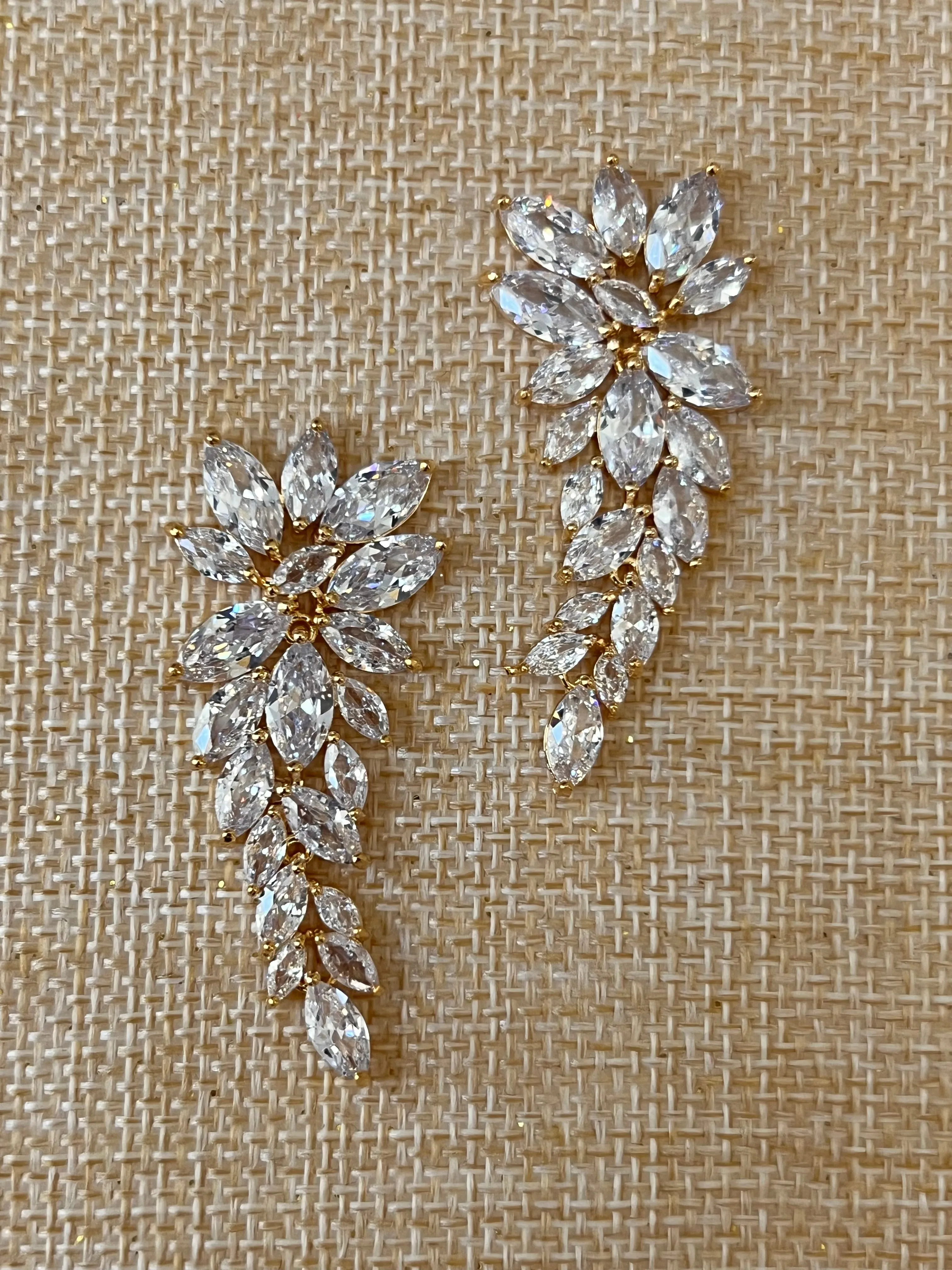 Bridal Earrings, Swarovski and Zirconia Wedding & 15 Anos Marquise Earring