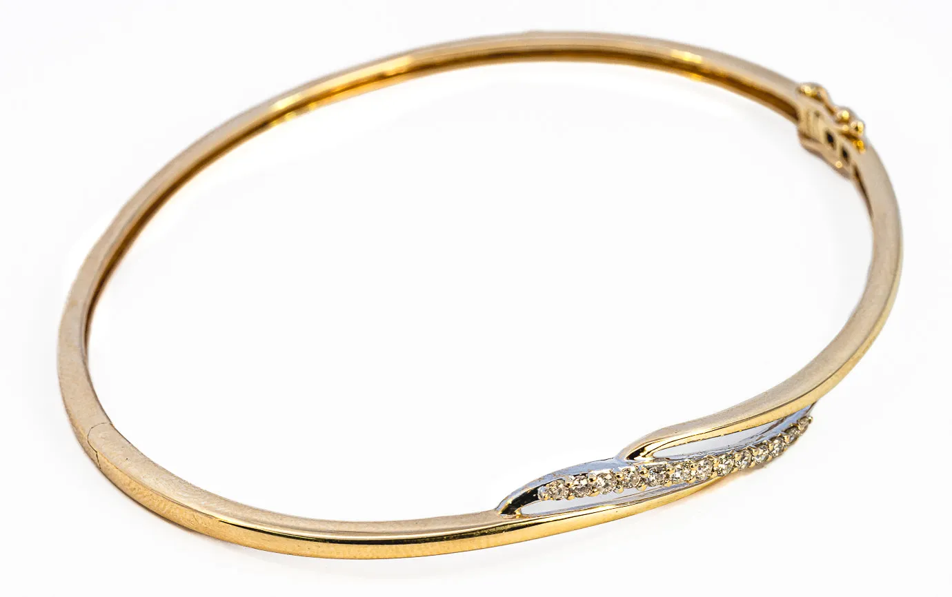 Exquisite Yellow Gold Diamond Set Hinged Bangle