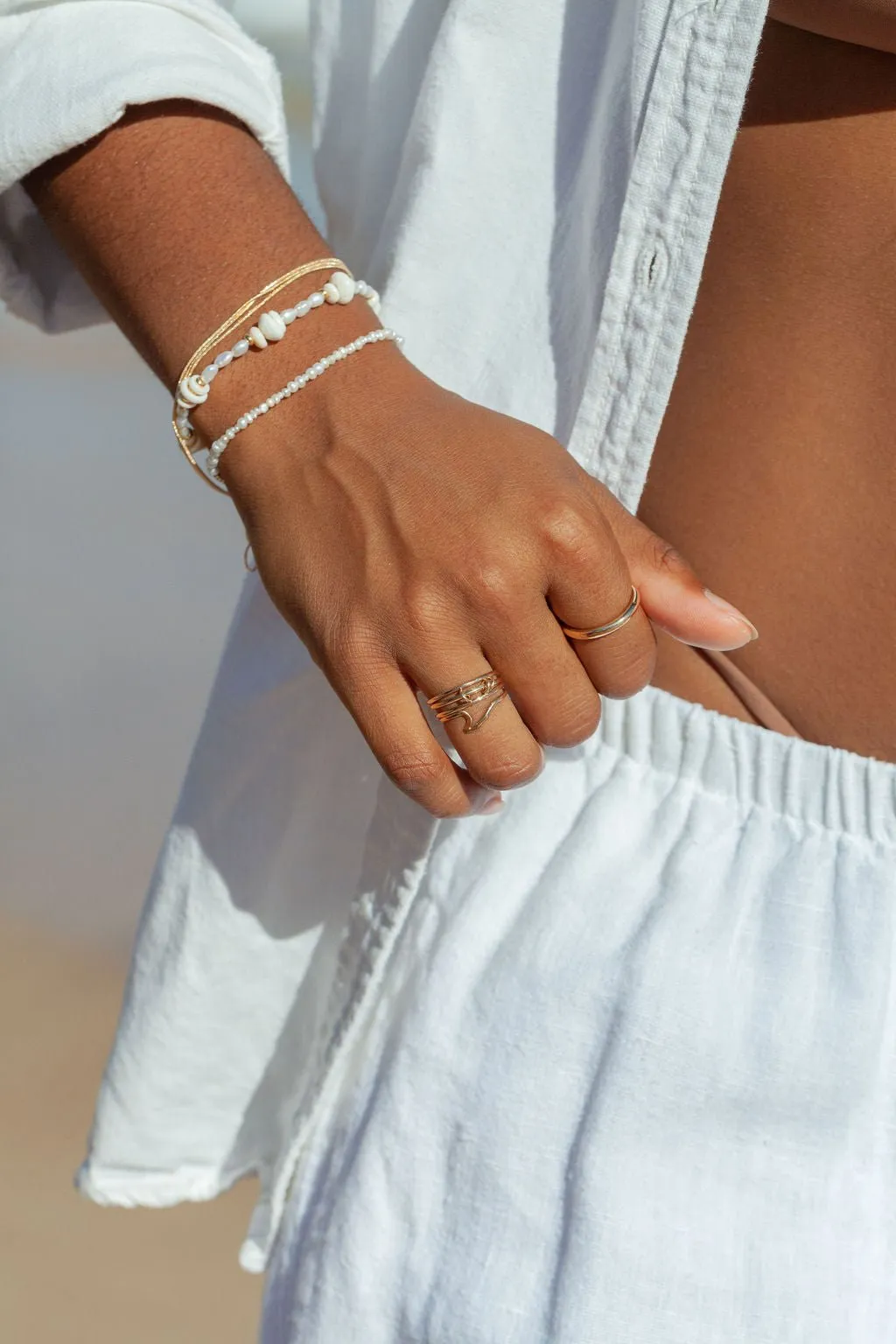 Gold Puka Shell Pearl Bracelet - Maka