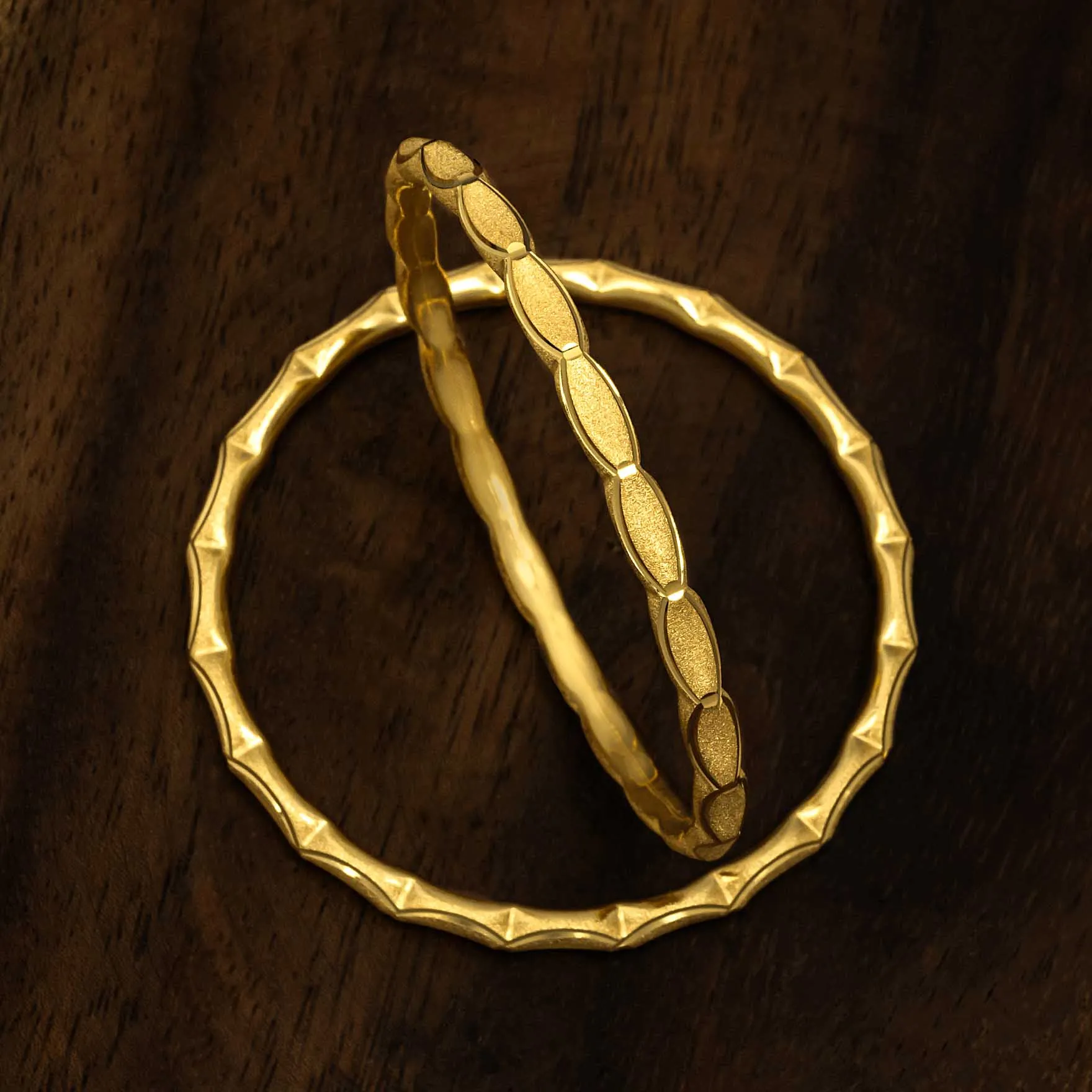 Golden Bangle PGB32-051