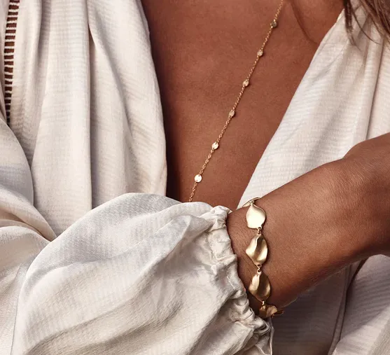 GOLDEN SEASHELL BRACELET