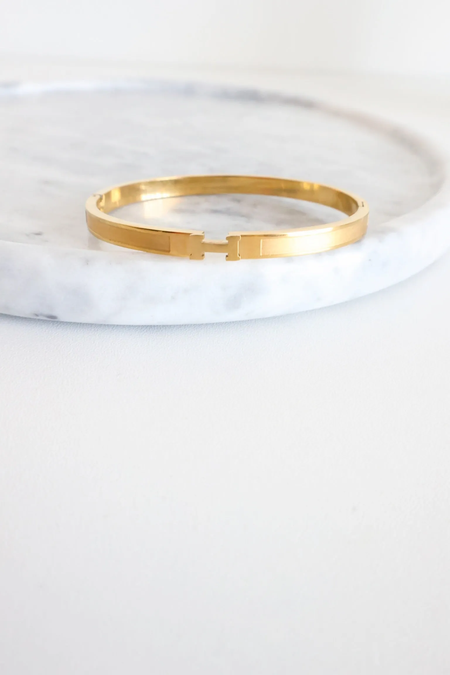 Hayes Hinge Bangle