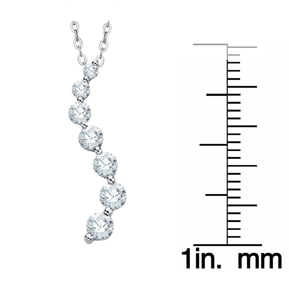 KATARINA Graduated Diamond Journey Pendant Necklace (3/4 cttw)