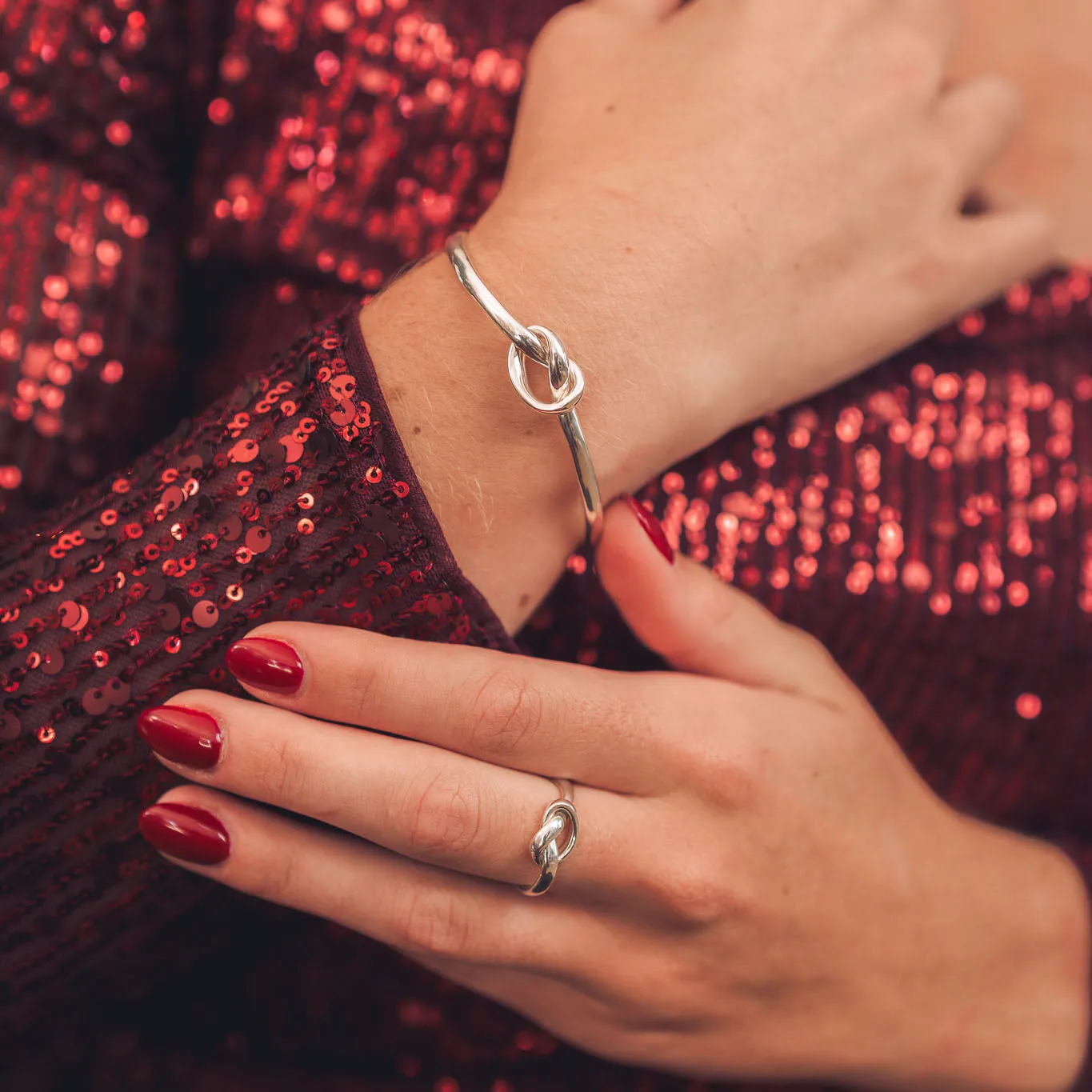 Knot Ring