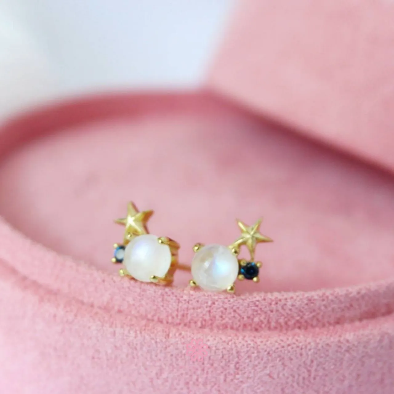 Natural Blue Sapphire Stud Earrings Sterling Silver925 Star design.