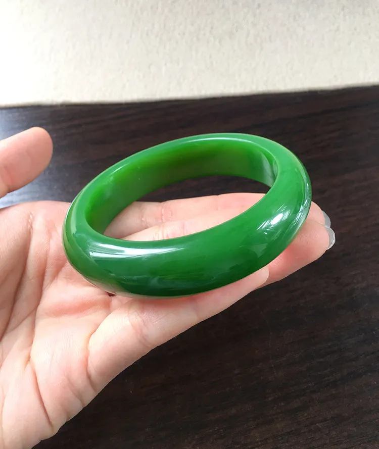 Natural Jade Bangle Nephrite Bangle Internal Diameter 58.7mm NBE049