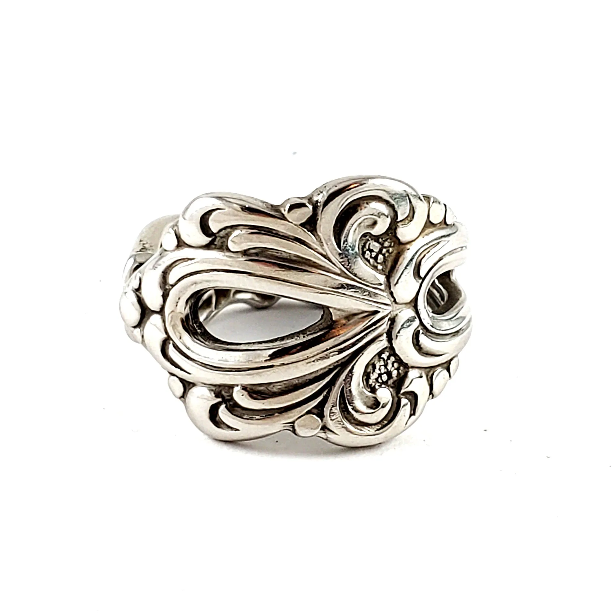 Oneida Chandelier Stainless Steel Spoon Ring