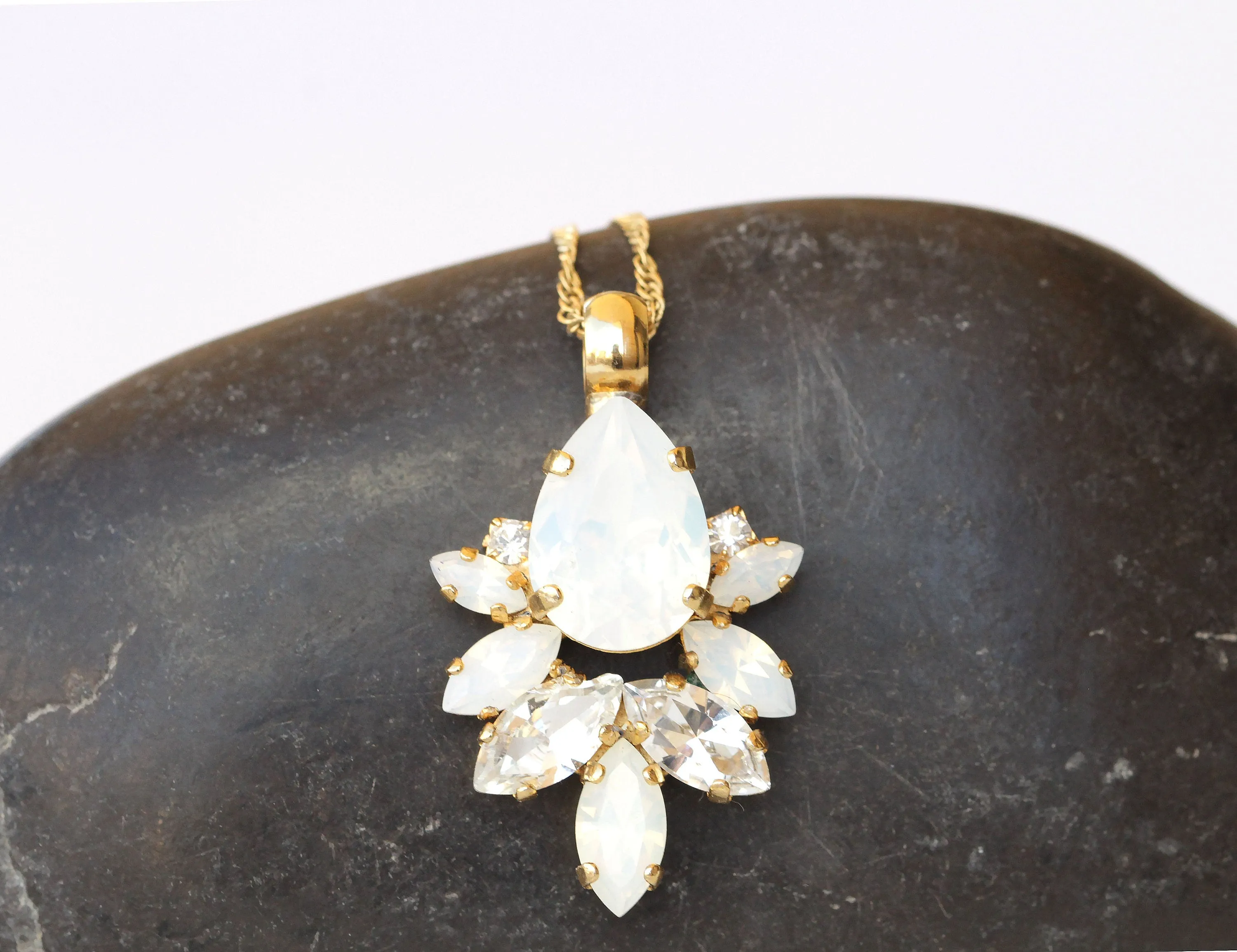 OPAL BRIDAL NECKLACE