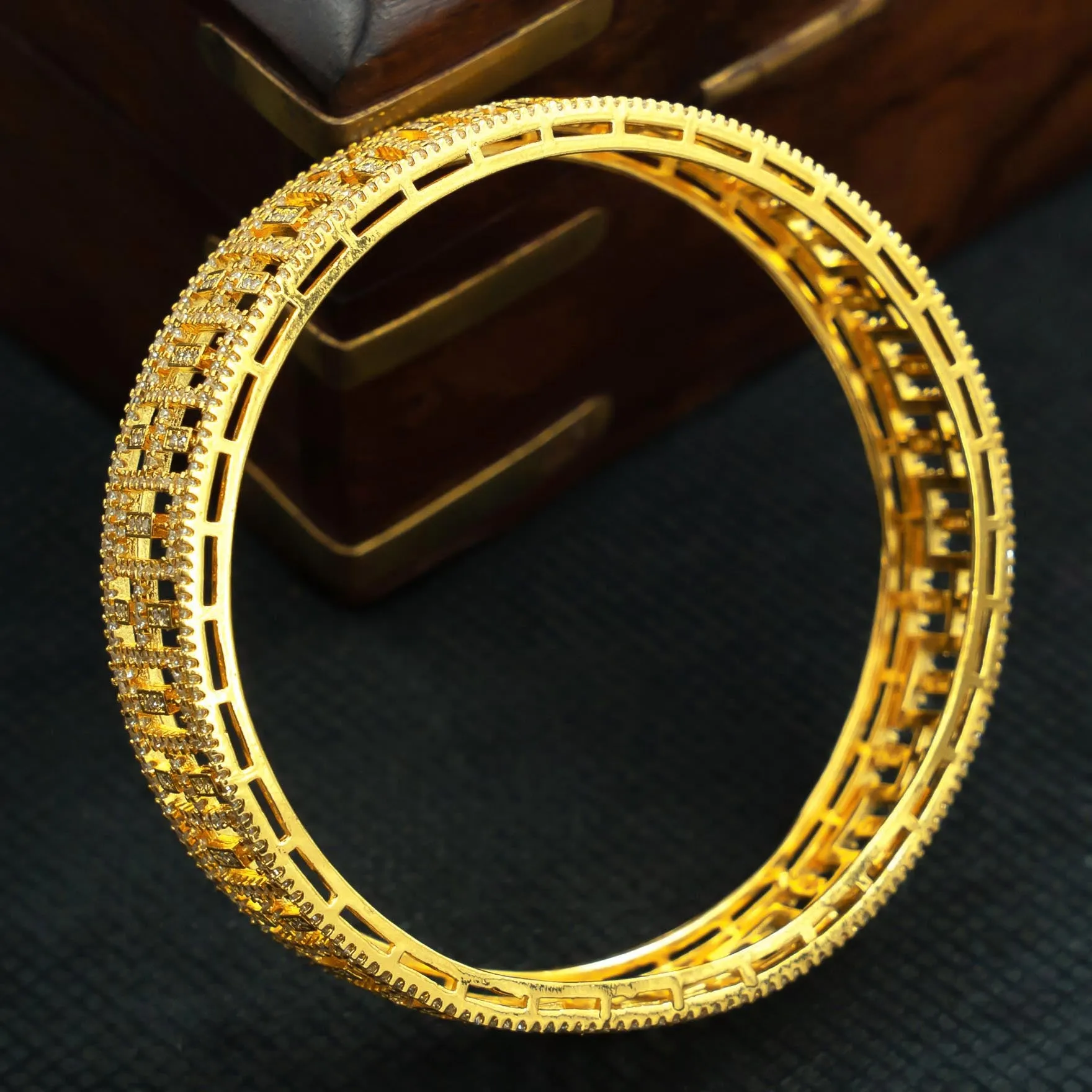Premium Stone Bangle PMSB13W 24 006
