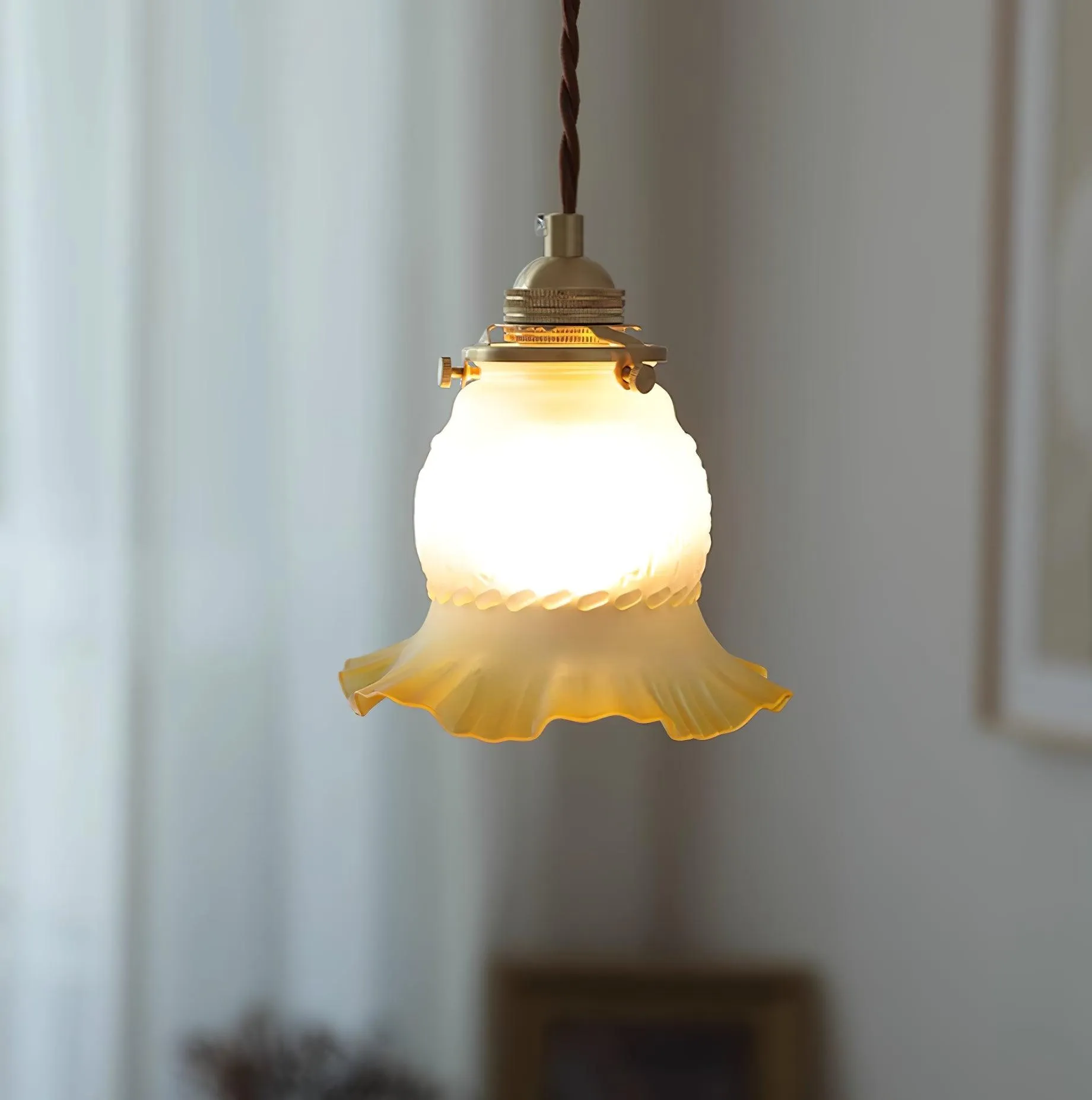 Tulips Pendant Lamp 5.9″- 7.8″